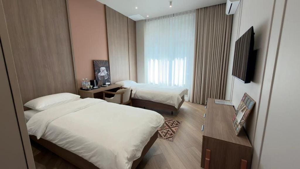 Bugu Hotel Bishkek - View 2
