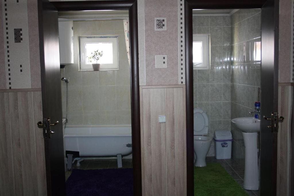 Guest House Shirin - View 2