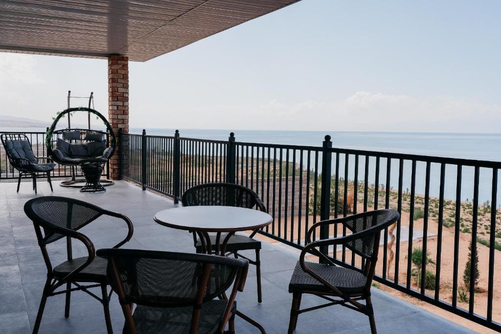 Hotel Utes - View 3