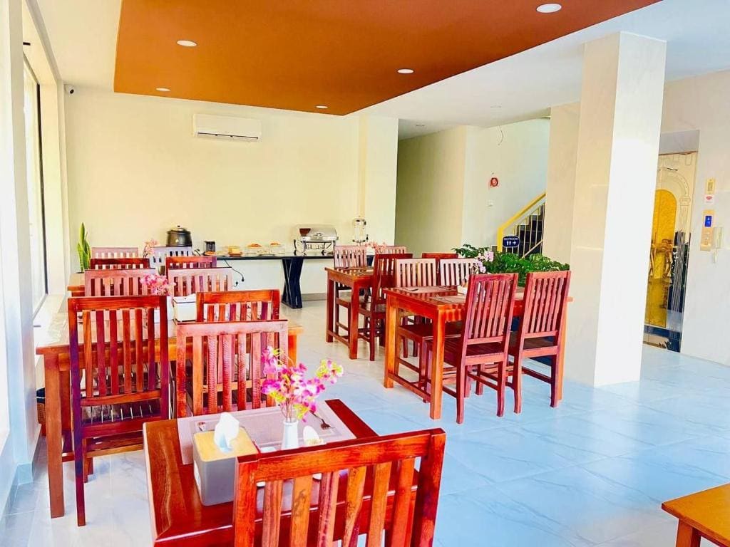 Angkor Channary Hotel - View 4