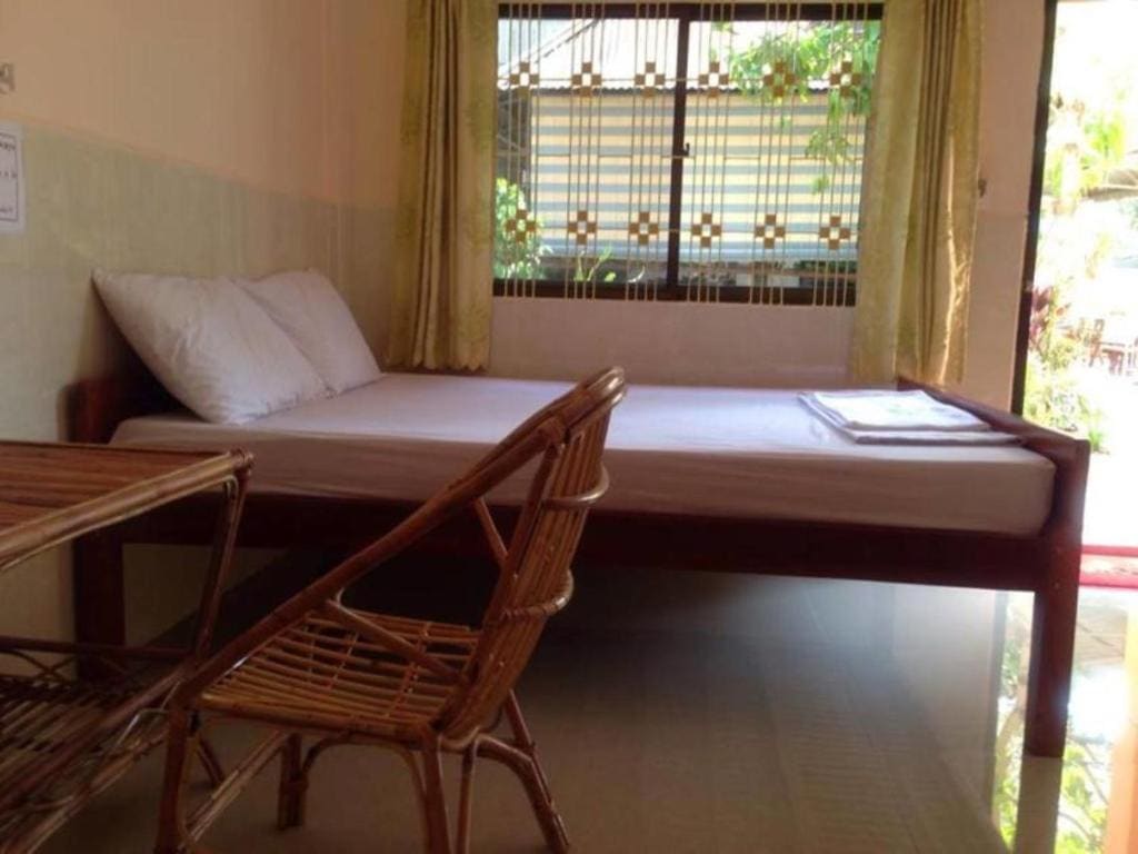 Ta Eng Guesthouse - View 5