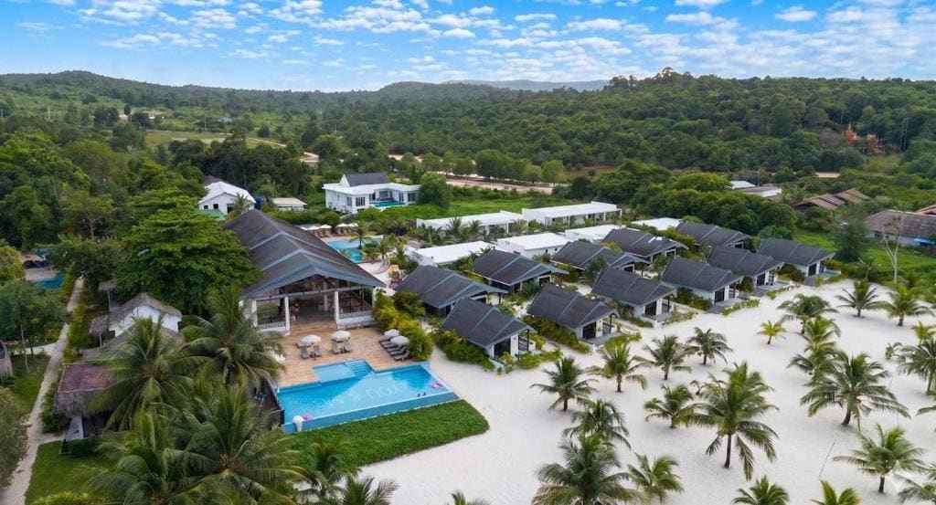 You&Me Resort - View 3