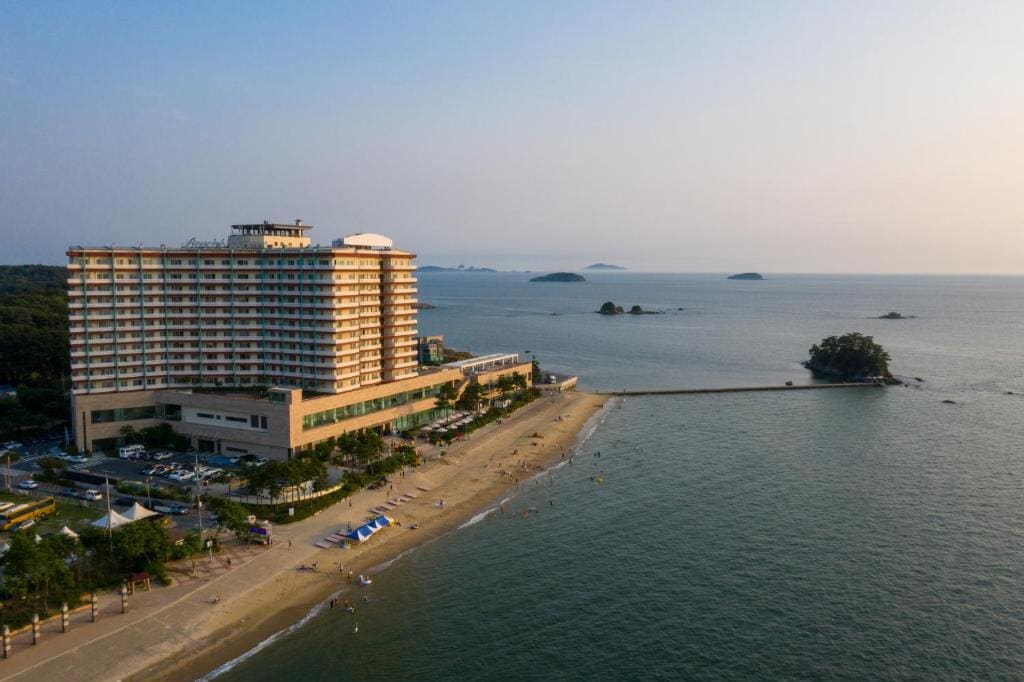 Beache Palace - View 6