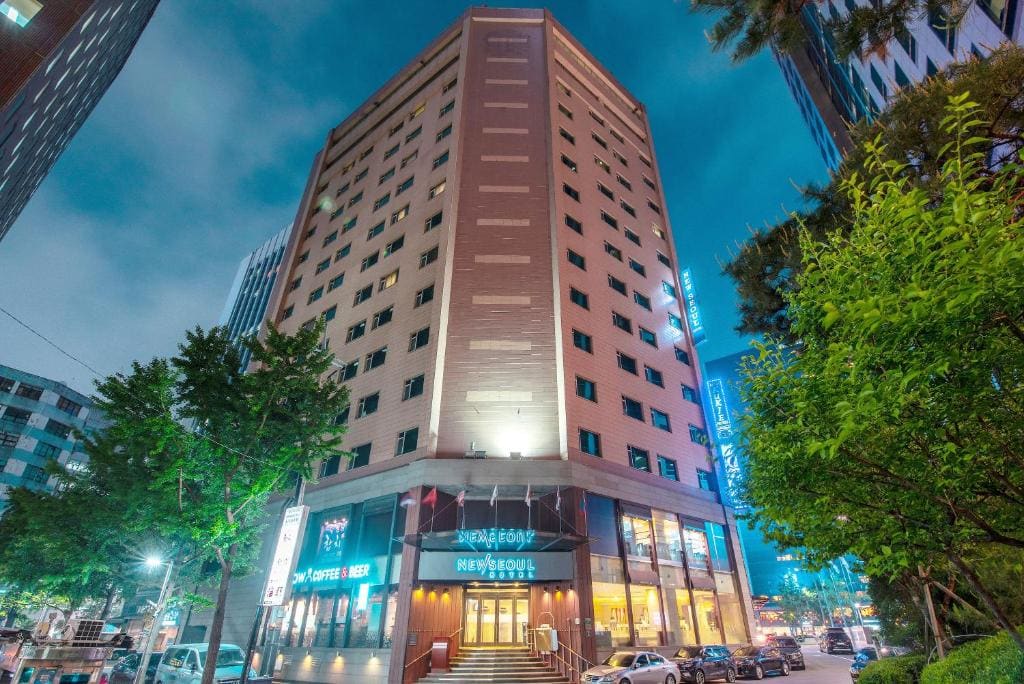 New Seoul Hotel Myeongdong - Main view