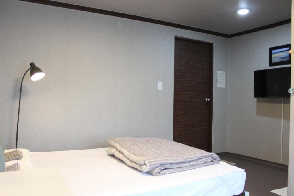 Blue Door Hostel Guesthouse - Προβολή 2
