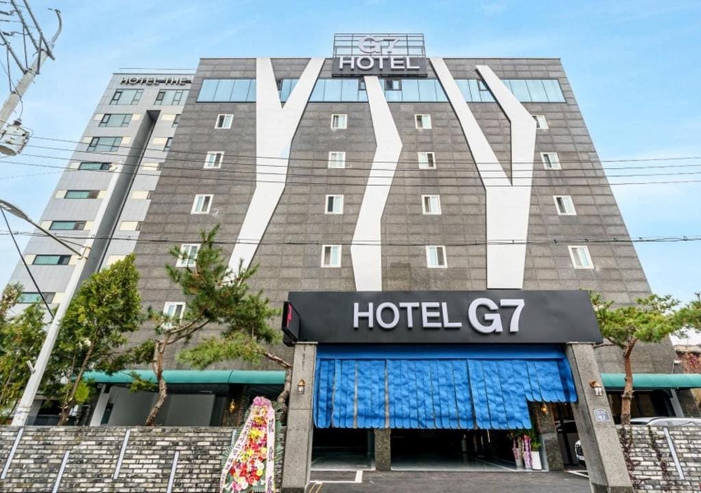 G7 Hotel - Main view