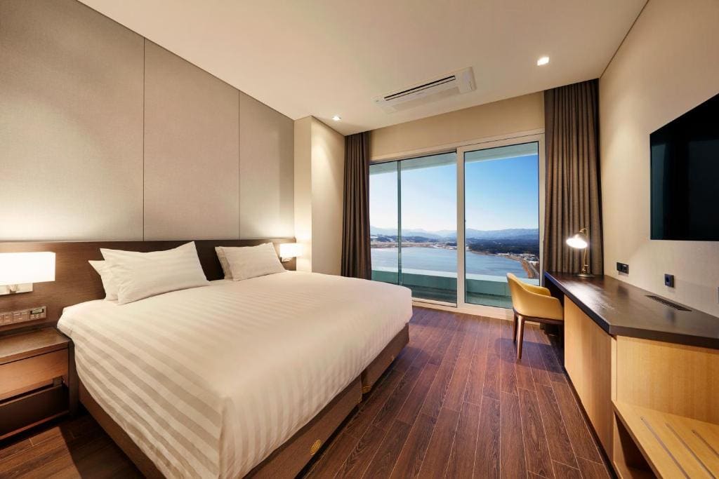 Skybay Hotel Gyeongpo - View 7