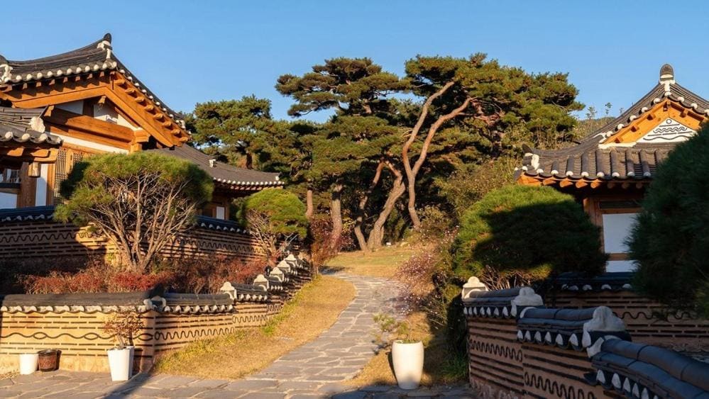 Gyeongju Oru Hanok Stay - View 6