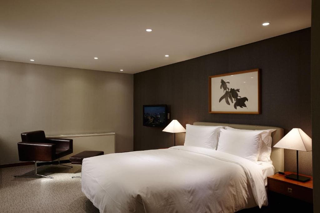 Oriens Hotel & Residences Myeongdong - View 2