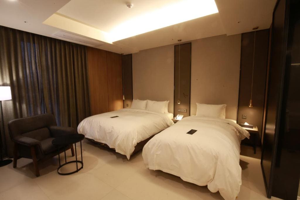 Hotel East9 - View 6