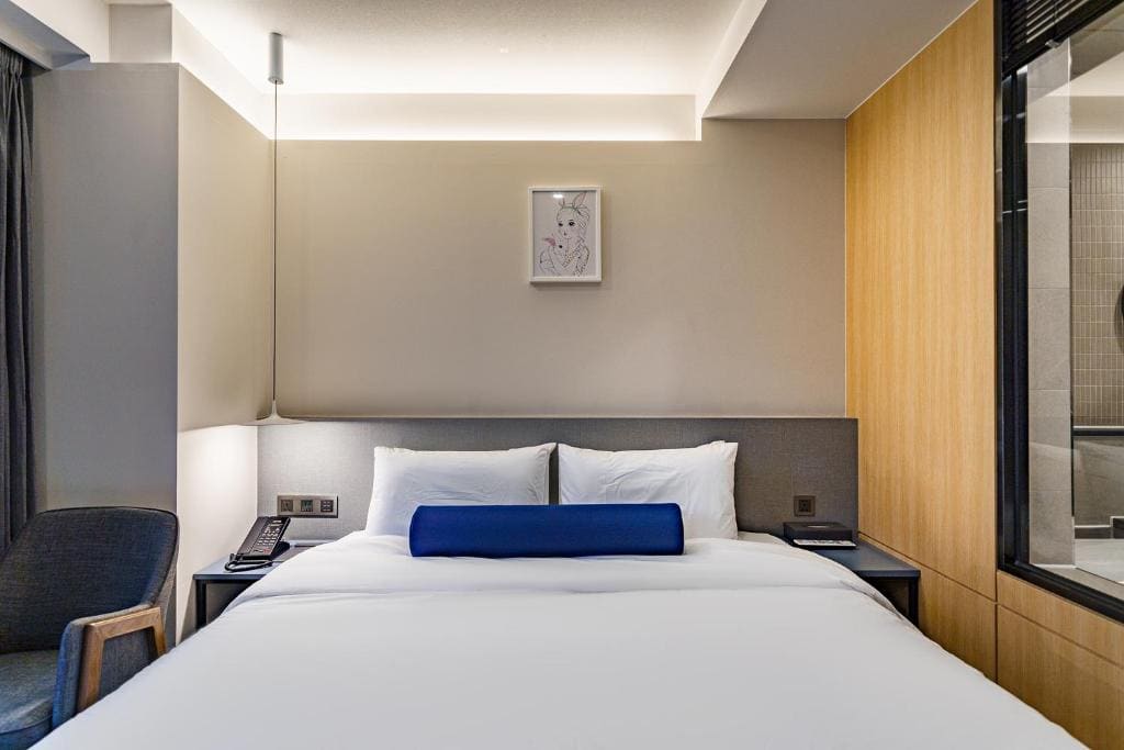 Hound Hotel Hadan - View 5