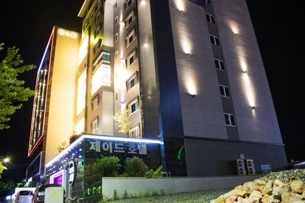 Jade hotel - View 3