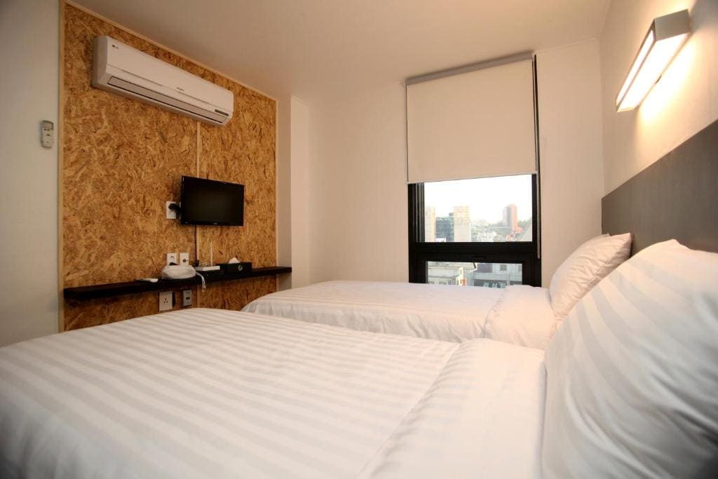 KSTAR METRO Hotel - View 6