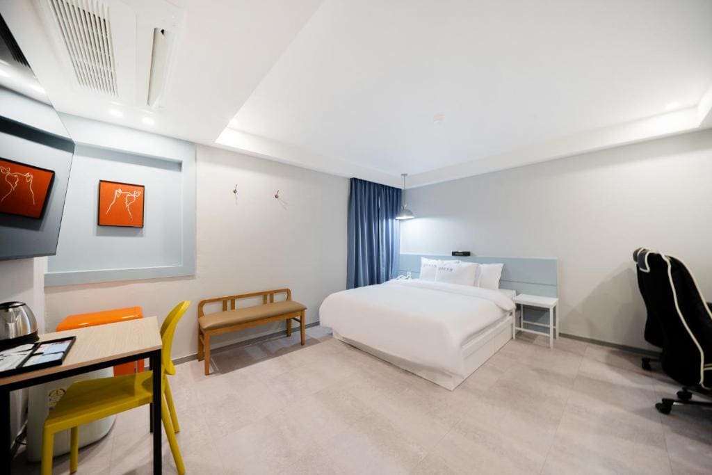 Comport Hotel - View 6
