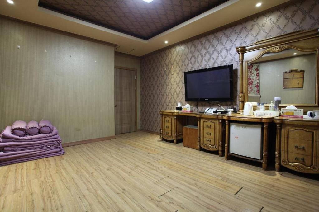 Lounge Seoul - View 3