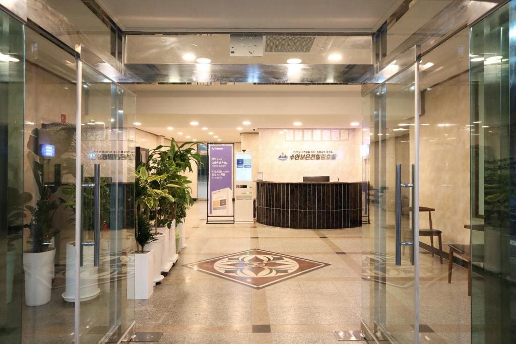 Suanbo Hot Spring Healing Hotel - View 5