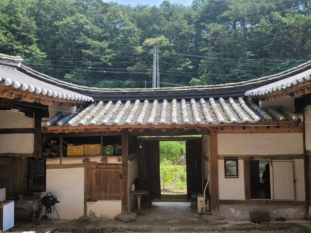 Sujoldang Hanok Guesthouse - View 4