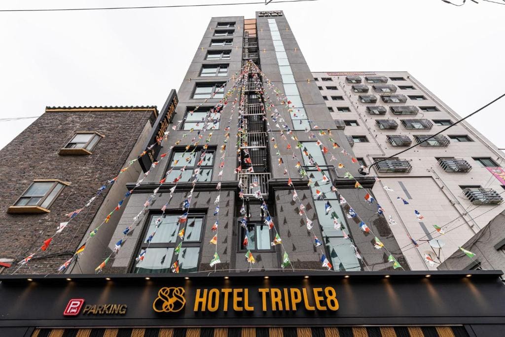 Triple 8 Hotel - Main view