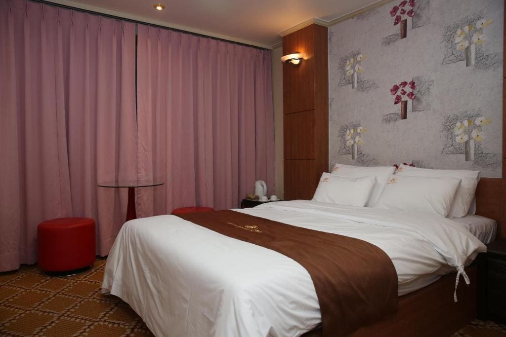 Uljin Grand Hotel - View 2