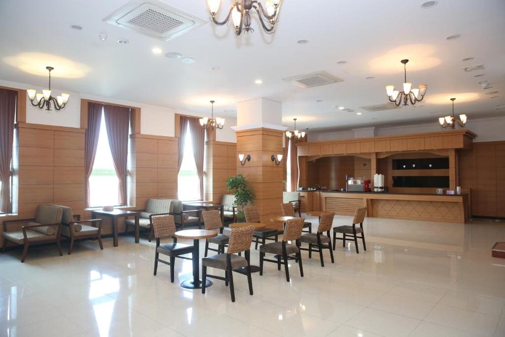 Uljin Grand Hotel - View 3