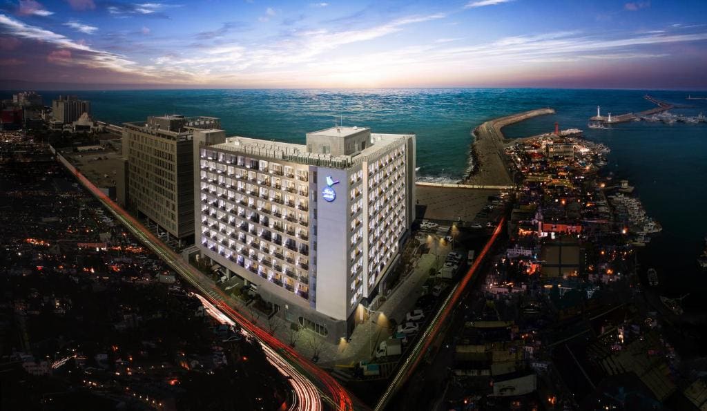 Hotel Whistlelark Jeju - Main view