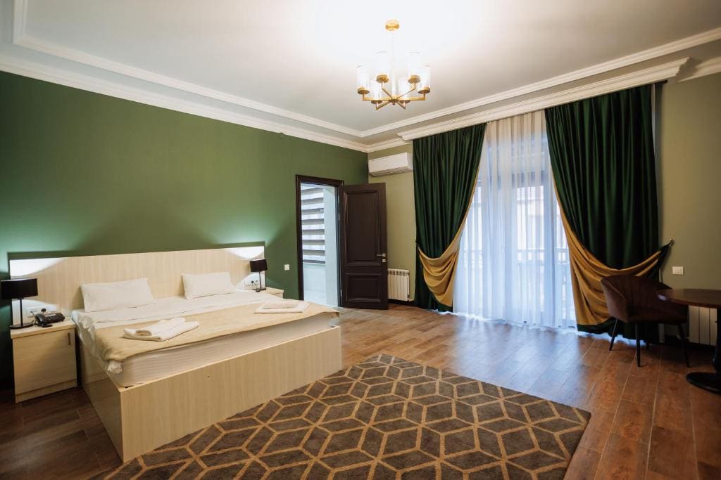 Edem Hotel Shymkent - View 2