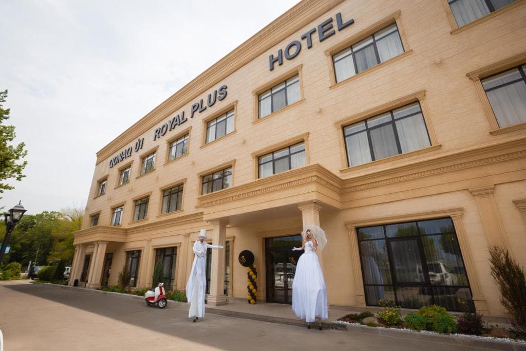 Royal Plus Hotel - Main view