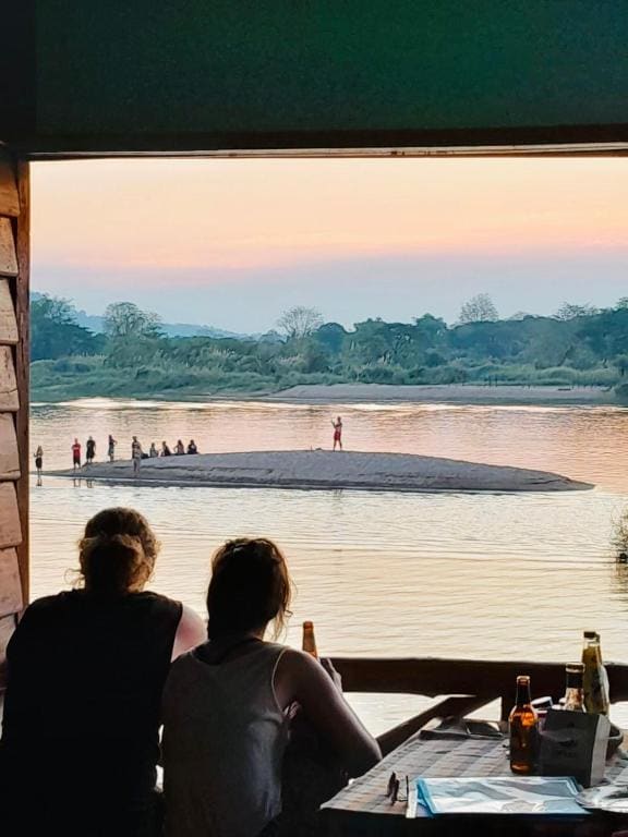 DONDET Suns down 2 bungalows - व्यू 7