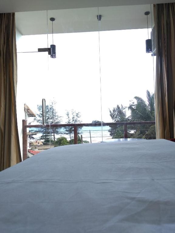 Bayfront - View 7