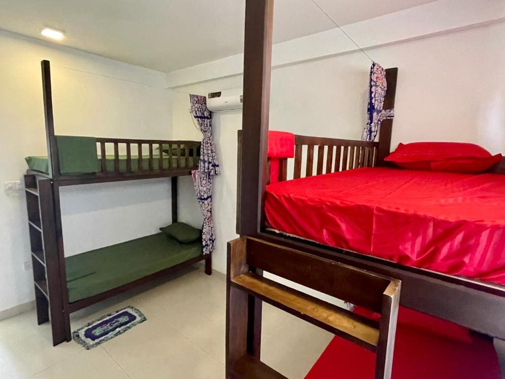 Curly Hostel Negombo - عرض 5