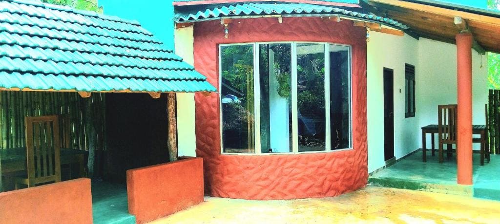 Dramatic Green Cottage - View 4