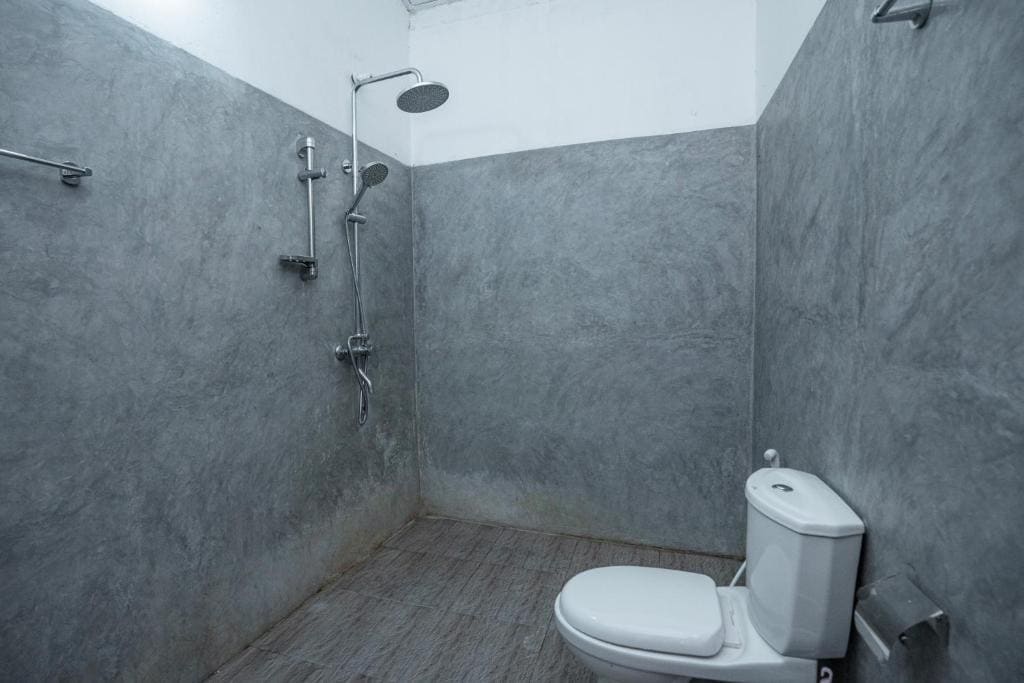 Hill cottage - ocean view - View 3
