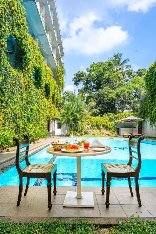 Kandyan Reach Hotel - View 3