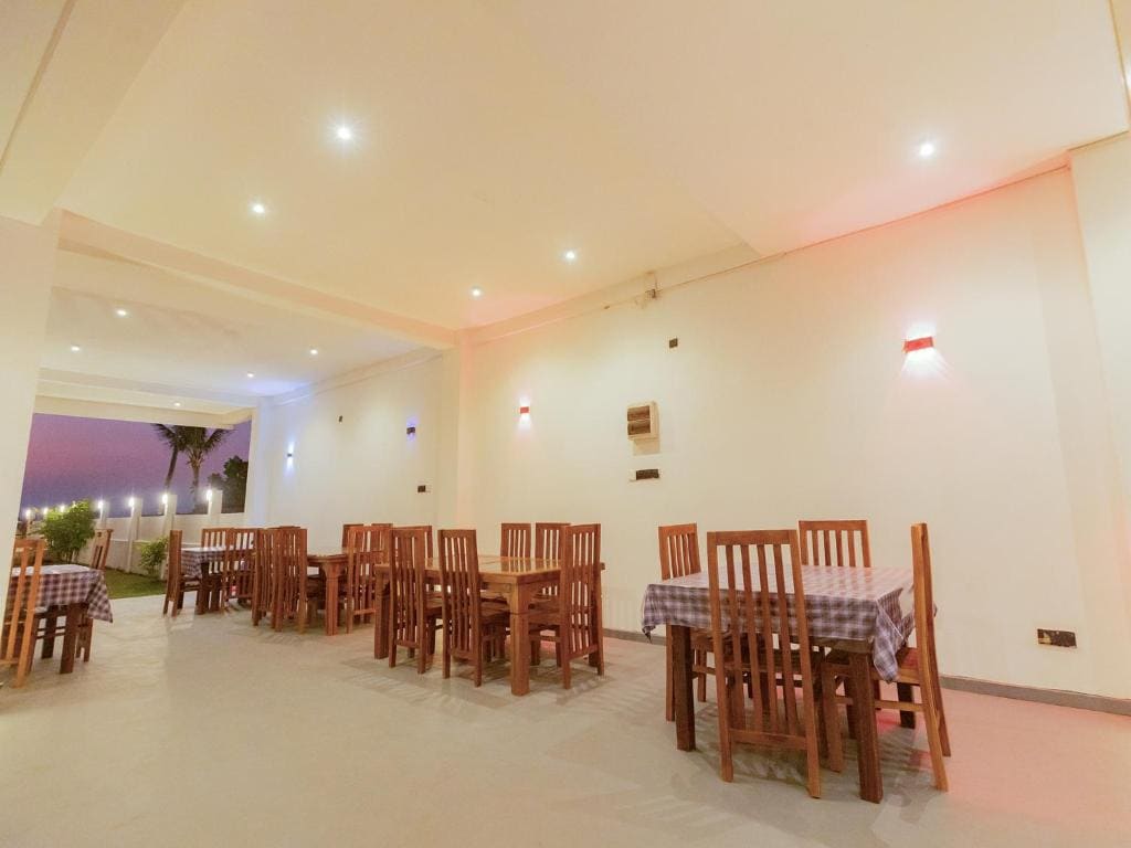 Kavin Beach Hotel Hikkaduwa - View 3