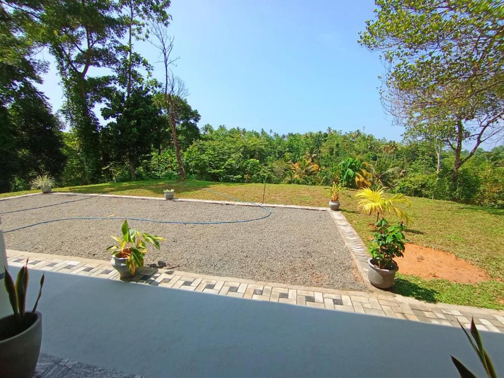 Luxury Peak Villa - View 3
