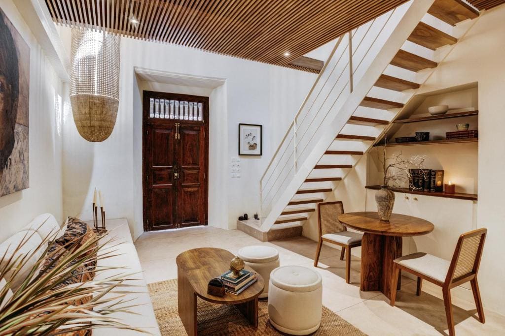 8 Leyn Baan Street - View 5
