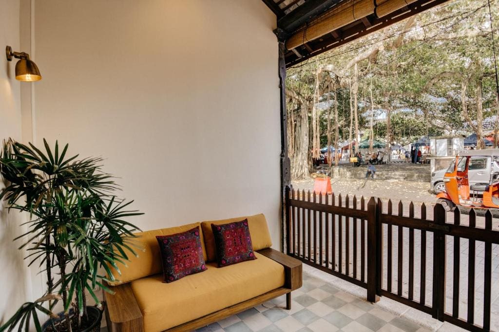 8 Leyn Baan Street - View 3