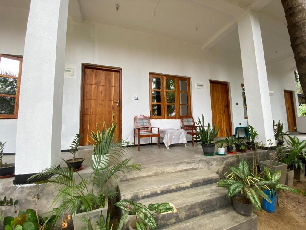 One FS Hotel Arugambay - View 3