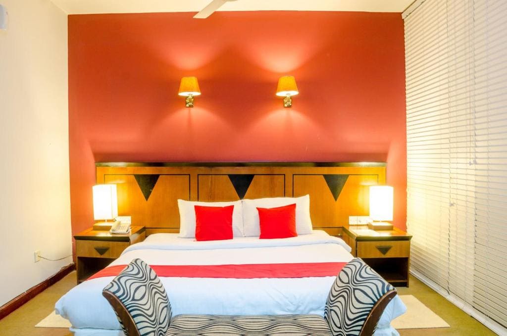 Opulent River Face Hotel - View 5
