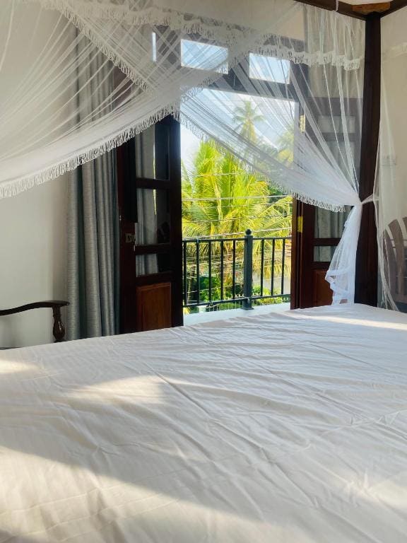 Pathum Guest House Midigama - View 3