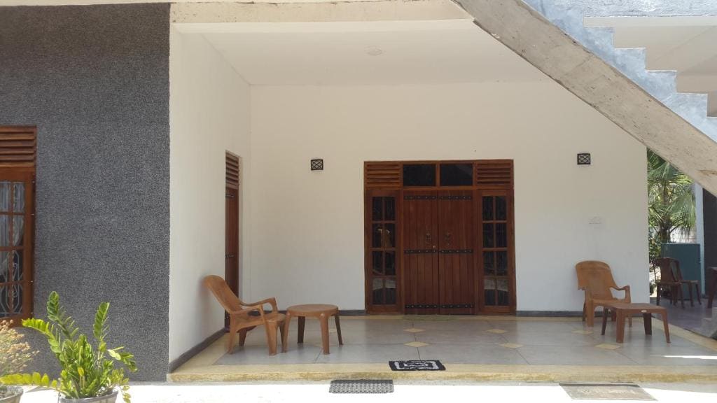 Priyanna Guest, Forest view - View 3