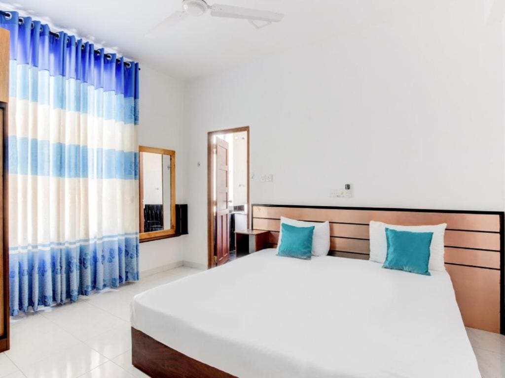 Sycamore Residences - Main view