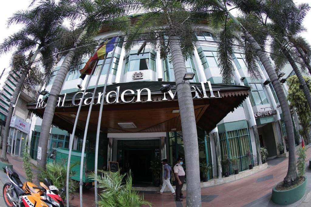 The Royal Mall - Main view