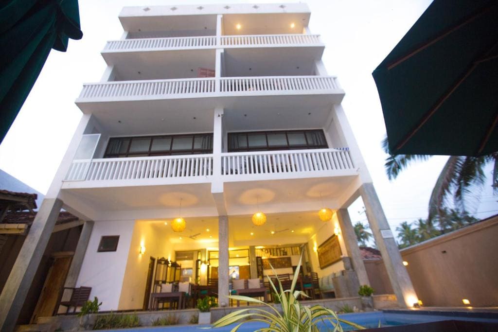 Sea World Boutique Hotel - Main view
