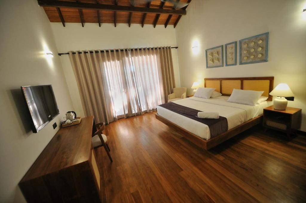 Tantalize Beach - View 7
