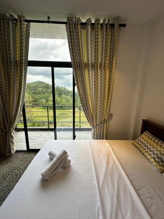 Green Garniya Hotel - View 7