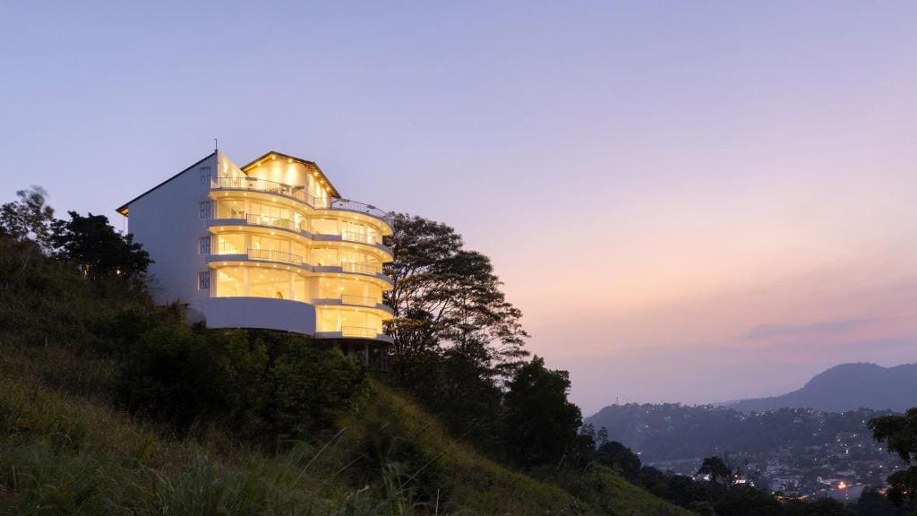 The Summit Kandy - Main view