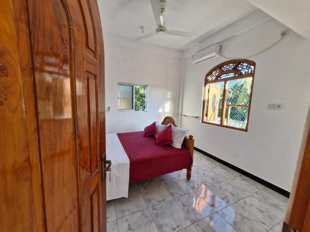 VISTARA TRINCO GUEST HOUSe - View 2