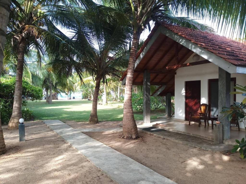 Villa Nilaveli Cabana - View 6