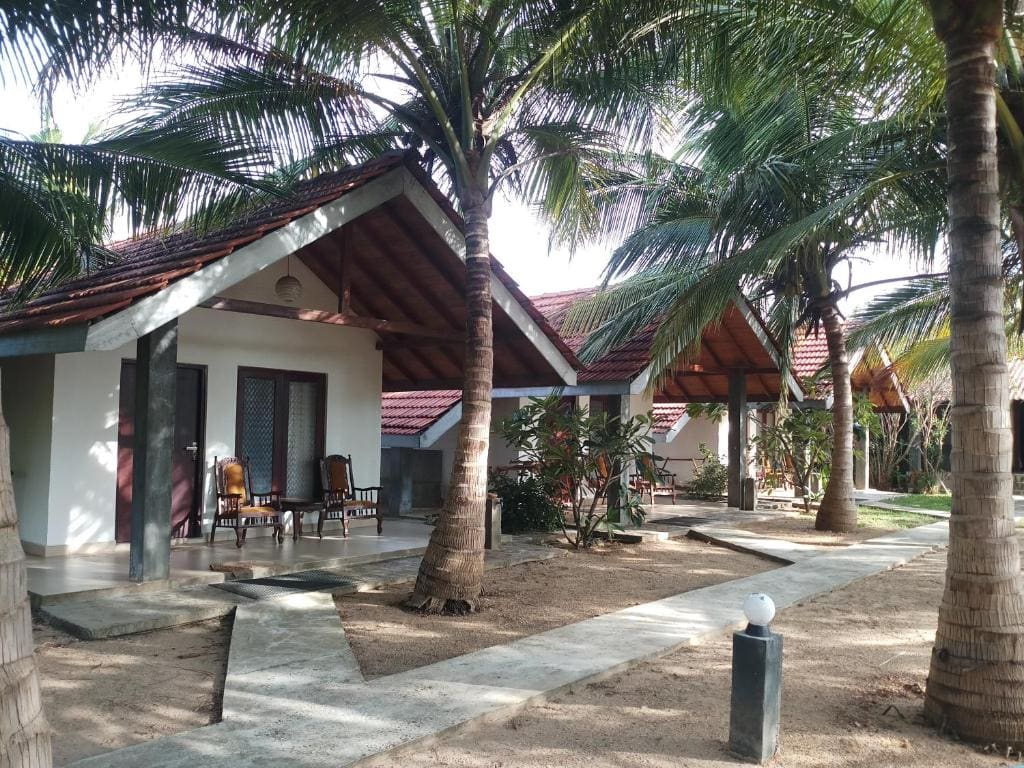 Villa Nilaveli Cabana - View 3